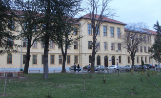 Peja në shtator synon kthimin e nxënësve në shkolla