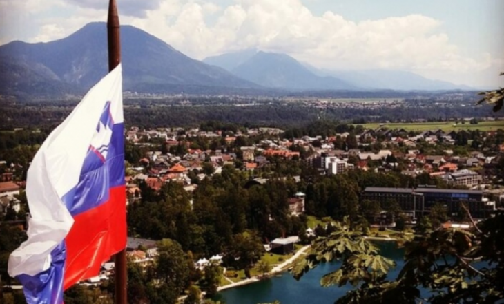 ​Sllovenia zyrtarisht vendos Kroacinë në “Listën e Kuqe”