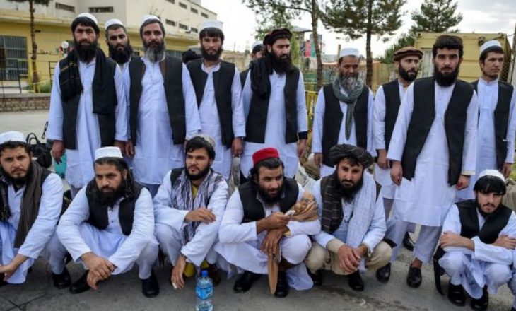 Fillon lirimi i të burgosurve talibanë – si kusht për nisjen e bisedimeve për paqe