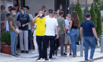 Përfundoi testi i maturës, nxënësit që tentuan të manipulojnë me telefon janë përjashtuar