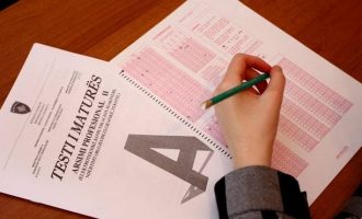 Nesër mbi 26 mijë maturantë i nënshtrohen Testit të Maturës