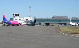 24 pasagjerë që udhëtuan nga Shkupi në Finlandë rezultojnë pozitivë me Coronavirus