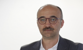 Këshilltari i Hotit reagon për televizionin e VV-së: Kështu goditet demokracia