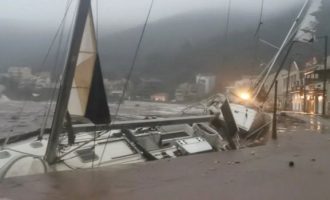 Dy persona të vdekur dhe një i zhdukur pas uraganit meditarian që përfshiu Greqinë