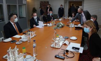 Tahiri: Parlamenti Evropian konfirmoi mbështetjen për liberalizimin e vizave