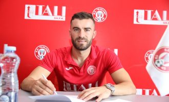 Zyrtare: Arbër Çyrbja transferohet te Gjilani