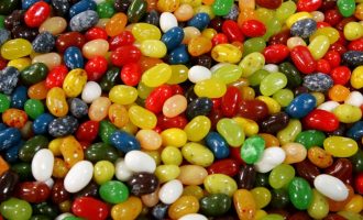 Themeluesi i Jelly Belly ka fshehur një biletë ari: Ai që e gjen do të fitojë një nga fabrikat e tij