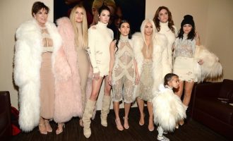 Khloe Kardashian nuk po ndalet së qari për shkak të anulimit të KUWTK