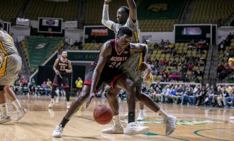 Ylli përforcohet me amerikanin Regis