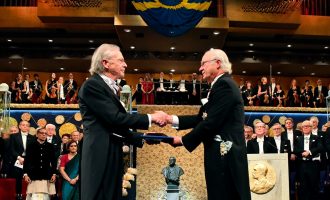 Anulohet ceremonia e ndarjes se çmimeve “Nobel”