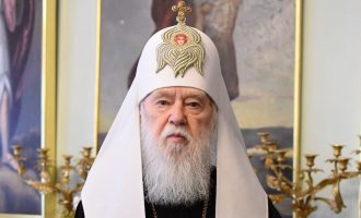 Udhëheqësi i kishës në Ukraine që tha se Covid është ndëshkimi i zotit për martesat mes gjinive të njëjta, ka dalë pozitiv në testin e virusit dhe është hospitalizuar