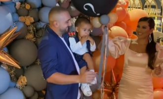 Ndjekësit parashikuan gjininë e bebes që Elita Rudi dhe Gjiko po presin