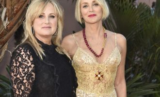 Motra e Sharon Stone më në fund teston negative për Coronavirus