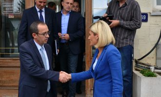 Kusari-Lila: Hoti nuk ka qëndrueshmëri në bindjet e tij