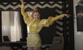 Arilena Ara pjesë e koleksionit të veshjeve që do të prezantohet në Milano