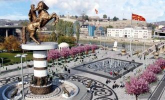 Ministrja e jashtme Haradianj uron 29 vjetorin e pavarësisë së Maqedonisë Veriore