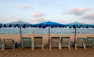 Rrezikon dy vjet burg, vetëm se dha përshkrim negativ për një hotel