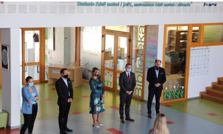 Zemaj: Shkollat duhet të respektojnë masat kundër COVID-19