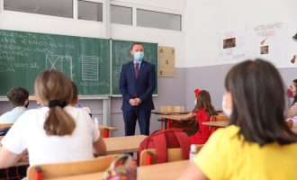 ​Disa nxënës në Vushtrri rezultojnë me Covid-19