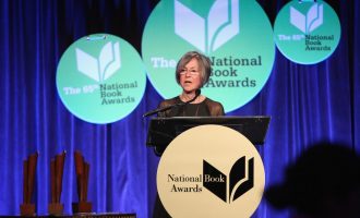 Kush është Louise Gluck, poetja që fitoi Nobel-in e sivjetmë?