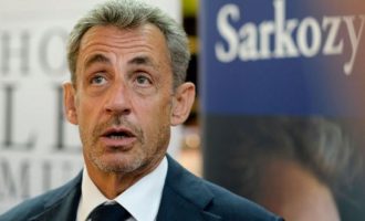 Ish presidenti Sarkozy është akuzuar për konspiracion kriminal