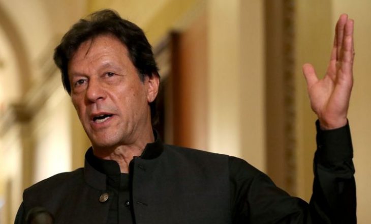 Kryeministri i Pakistanit kërkon nga Facebook të heqë përmbajtjen islamofobike