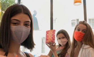 Franca ka prezantuar një ligj të ri për të mbrojtur ‘ndikuesit’ e rinj të rrjeteve sociale.