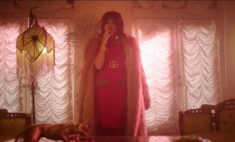 Dokumentari me krime të vërteta në botën e modës së lartë