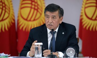 Presidenti i Kirgistanit, Jeenbekov jep dorëheqjen e paralajmëruar
