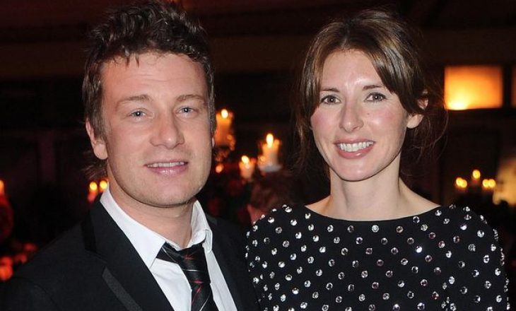 Gruaja e Jamie Oliver përkujton 5 foshnjat që ka humbur si pasojë e abortit