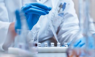 32 të vdeku dhe mbi 1500 raste të reja me COVID-19 në Maqedoninë Veriore