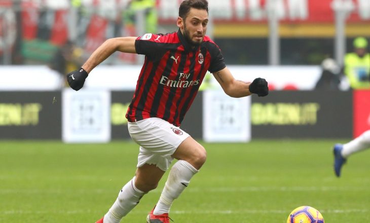Calhanoglu tradhëton Milanin, afër transferimit te Juventus