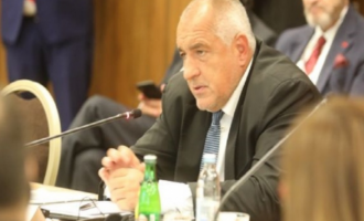 Kryeminstri bullgar me Covid-19