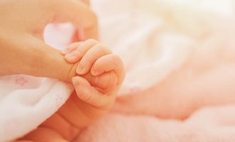 Shihni në ëndërr se u bëtë me fëmijë – Ç’do të thotë kjo?