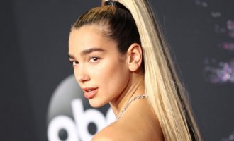 Dua Lipa nominohet në tre kategori për çmimet “EMMY 2020”