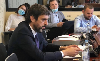 Mbi tre mijë euro i kushtoi një mbledhje bordit të AKP-së