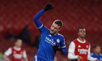 Arsenal pëson disfatë në shtëpi nga Leicester