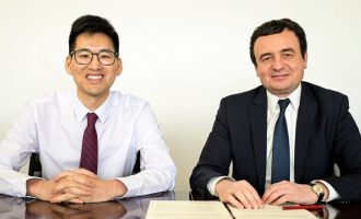 Avokati i Popullit thotë se ish-këshilltarit të Kurtit, Tienmu Ma, iu shkelën të drejtat nga Qeveria