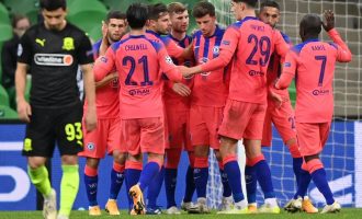 Mbyllen sfidat, fitojnë Chelsea dhe PSG