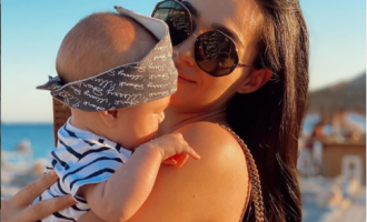 Të gjithë nënat që punojnë do të bashkëndjejnë me Klea Hutën