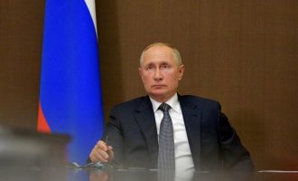 Putin: Armenia dhe Azerbajxhani të arrijnë marrëveshje në kuadër të grupit të Minskut