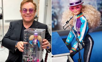 Një kukull Barbie në nder të Elton John