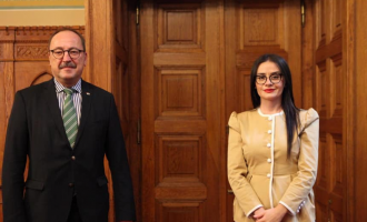 Haradinaj-Stublla nga Hungaria: Do të arrihet njohja reciproke Kosovë-Serbi