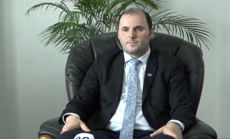 Murtezaj: Hoti ka punësuar edhe familjarë të tij në Ministrinë e Financave – nepotizmi ndryshe nuk është