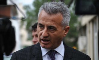 Avokati Koci: Mund të jenë konfirmuar aktakuzat kundër Thaçit e Veselit