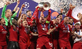 Sulmuesi hero i Liverpool-it pritet të largohet në janar