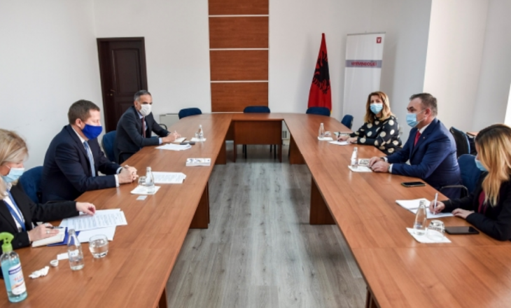 LVV në takim me shefin e Zyrës së BE-së në Kosovë: Asociacioni është i vdekur