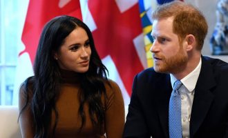 Harry dhe Meghan flasin për ‘krizën e urrejtjes’ në mediat sociale