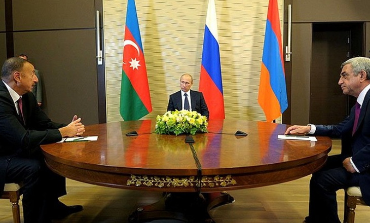 Putin fton ministrat e Jashtëm të Armenisë dhe Azerbajxhanit në Moskë