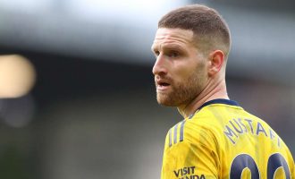 Mustafi refuzon të nënshkruajë kontratë të re me Arsenalin